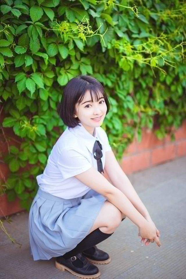 校園甜美的背影，洋溢著青春爛漫的回憶